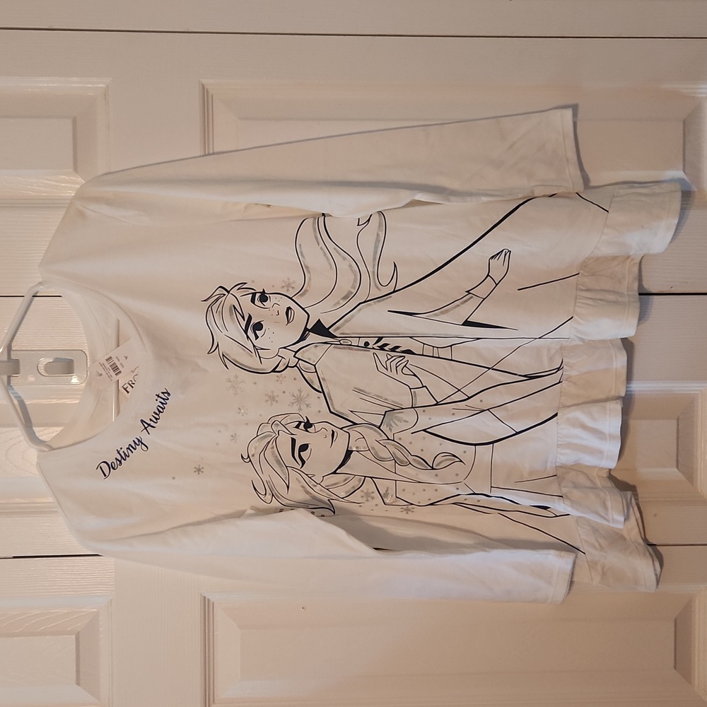 🪩 2/$15 // DISNEY: NWT Frozen Shirt